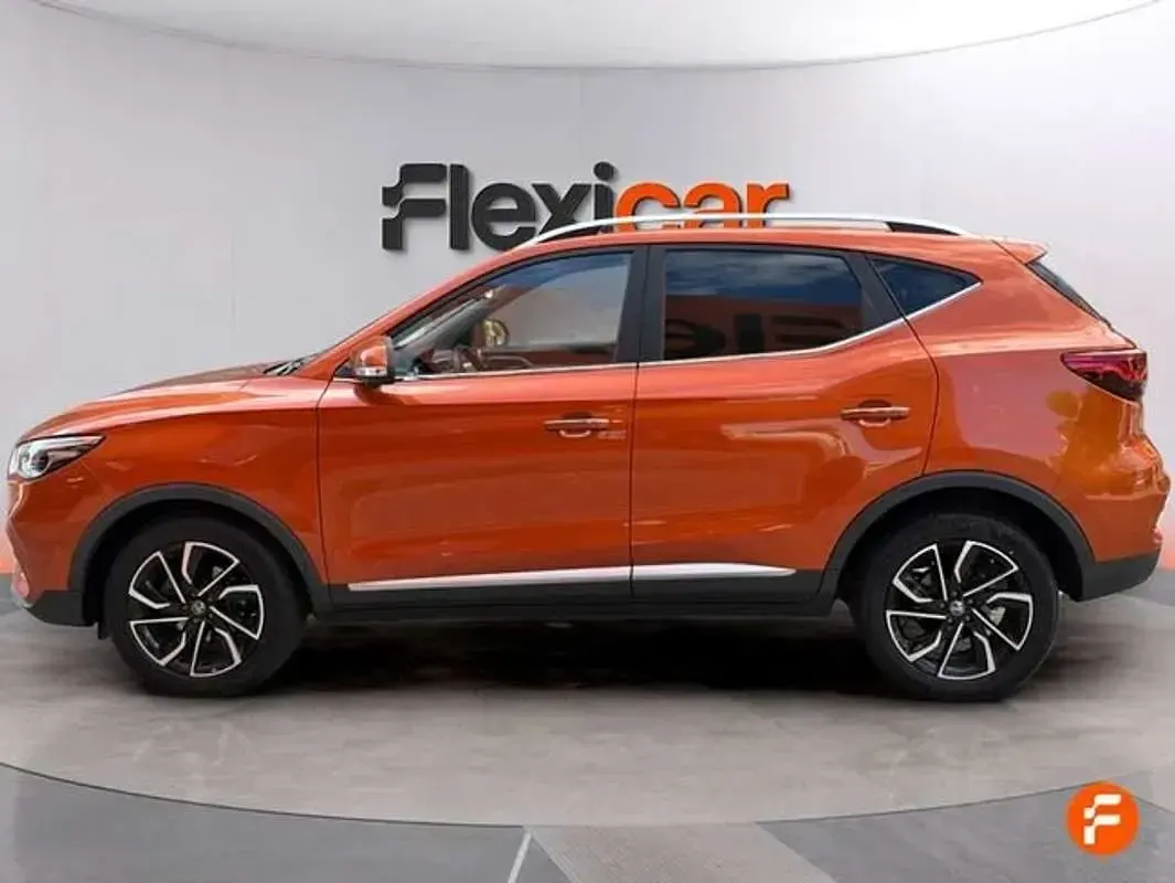 Usado MG ZS Luxury 106 CV (77 kW) 2022 Naranja SUV