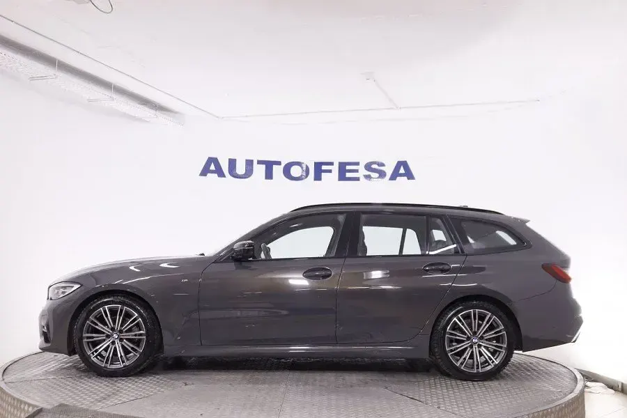 Usado BMW 320 M Sport 190 CV (139 kW) 2022 Gris titanio Familiar