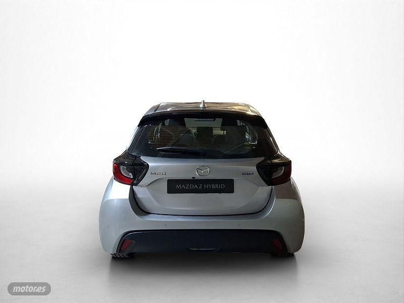Plateado Usado 2024 Mazda 2 Exclusive-Line Berlina | 22.600 € (Un poco caro) - Imagen 1/4