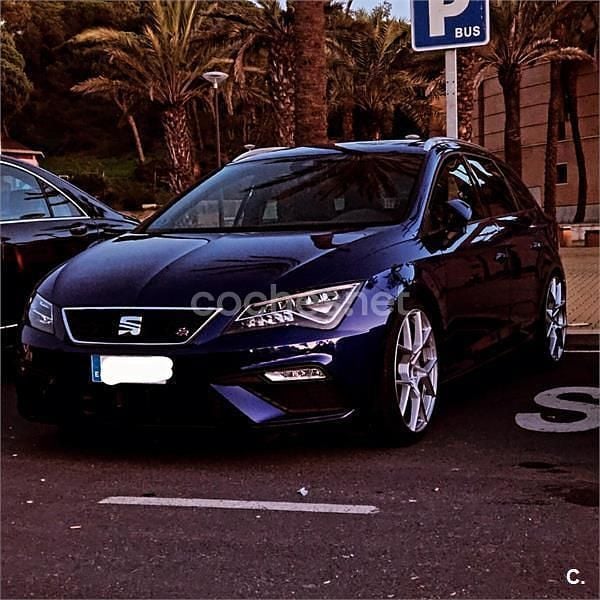 Azul Usado 2019 Seat Leon ST FR Familiar | 24.000 € - Imagen 1/4