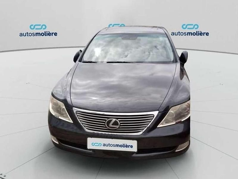 Gris oscuro Usado 2007 Lexus LS460 Luxury Line Berlina | 8860 € - Imagen 1/1