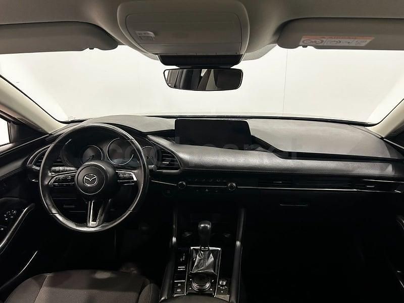 Usado Mazda 3 Prime-Line 140 CV (102 kW) 2025 Gris / plata Berlina