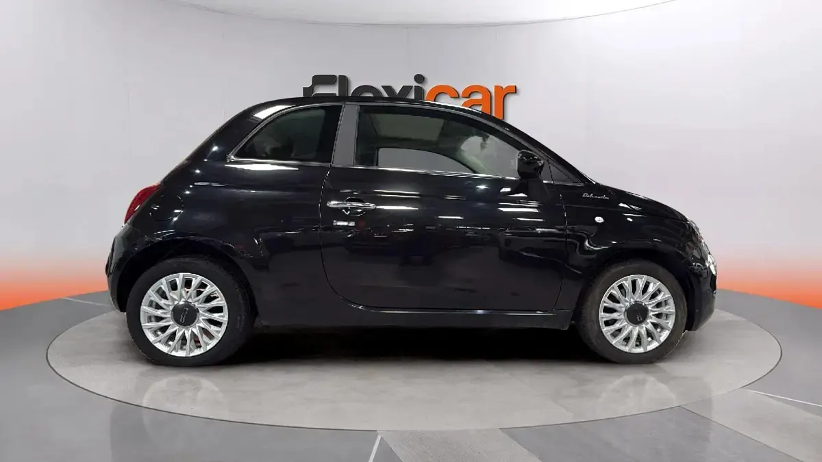 Usado Fiat 500 Dolcevita 71 CV (52 kW) 2023 Negro Berlina