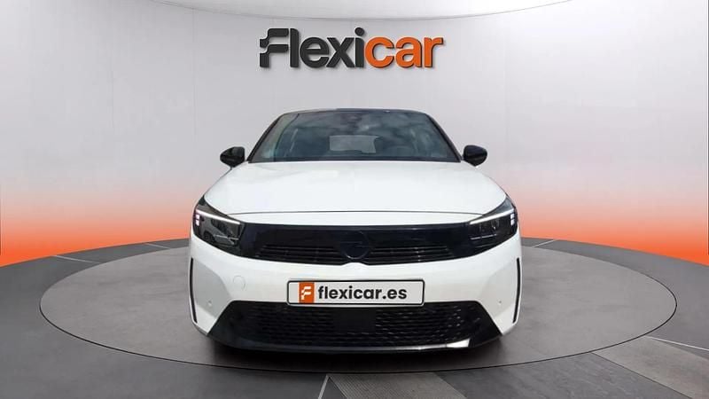 Usado Opel Corsa 101 HP (74 kW) 2024 Branco Sedan