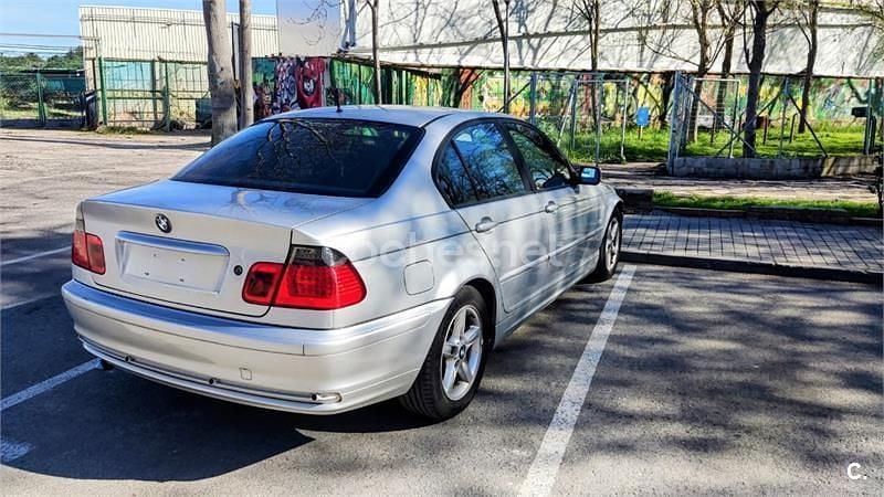 Usado BMW 320 136 CV (100 kW) 2002 Gris / plata Berlina
