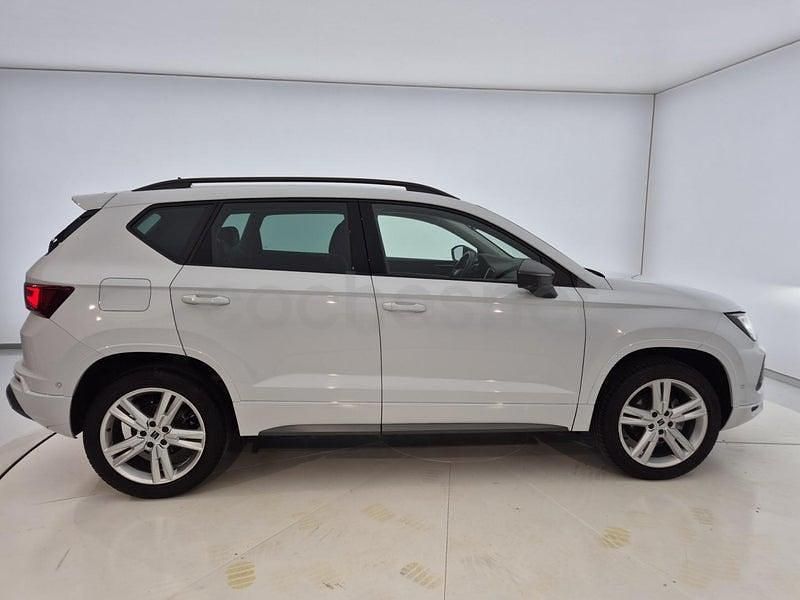 Usado Seat Ateca FR 150 CV (110 kW) 2025 Blanco SUV