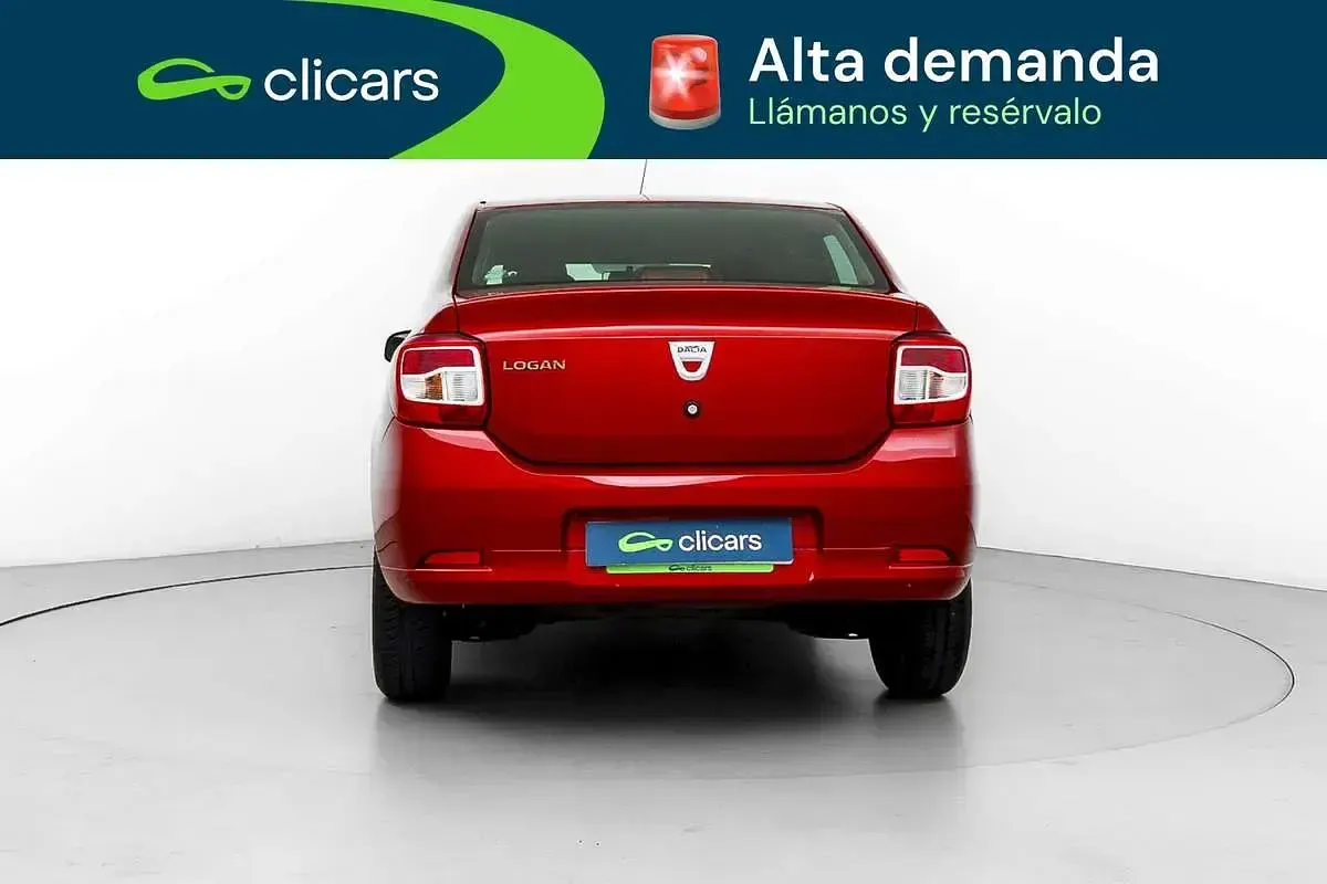 Usado Dacia Logan Ambiance 75 CV (55 kW) 2016 Rojo Utilitario
