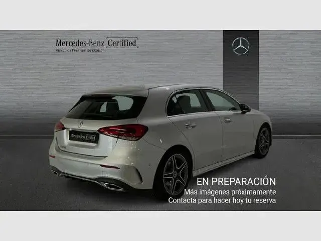 Usado Mercedes A200 163 CV (119 kW) 2020 Gris / plata Berlina