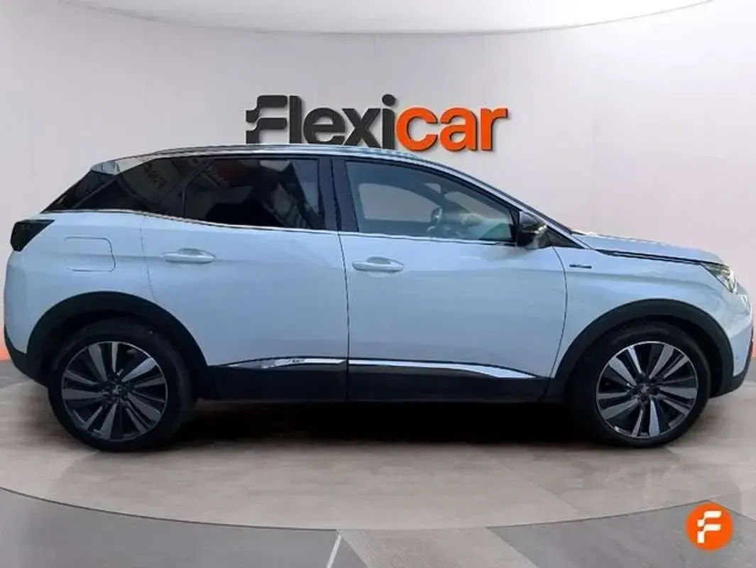 Usado Peugeot 3008 GT-line 165 CV (121 kW) 2017 Blanco SUV