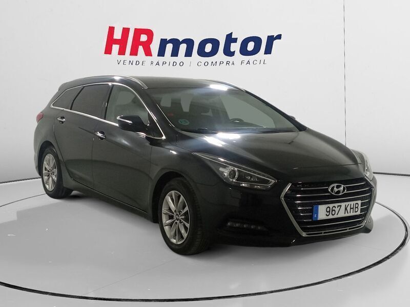 Negro Usado 2018 Hyundai i40 Familiar | 14.290 € (Precio justo) - Imagen 1/4