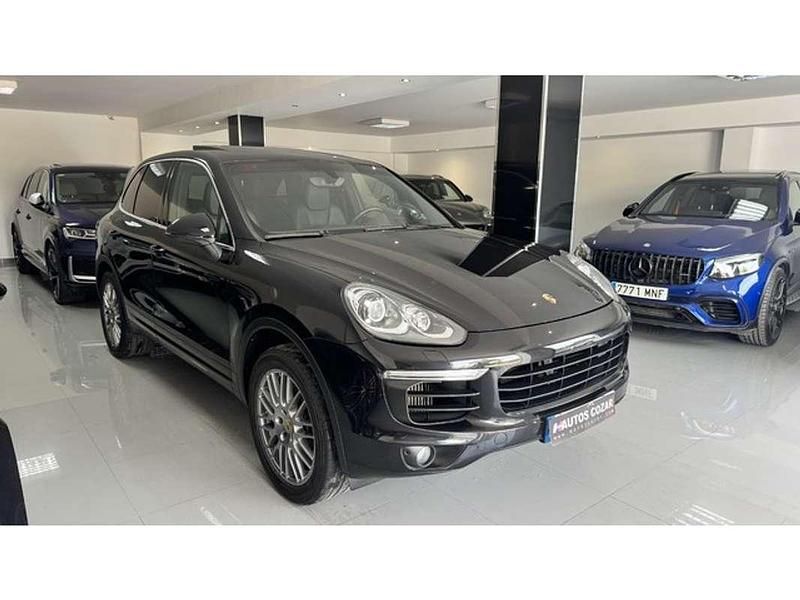 Negro Usado 2015 Porsche Cayenne SUV | 44.900 € - Imagen 1/4