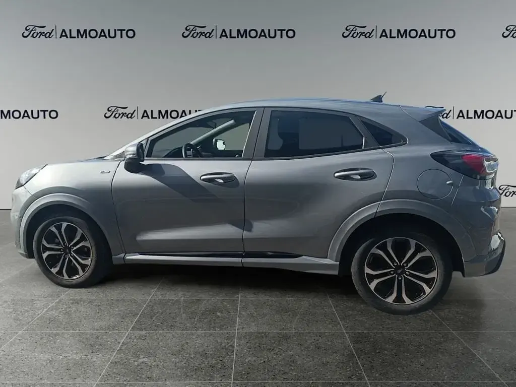 Usado Ford Puma ST-Line 125 CV (91 kW) 2024 Plata solar (metalizado) SUV