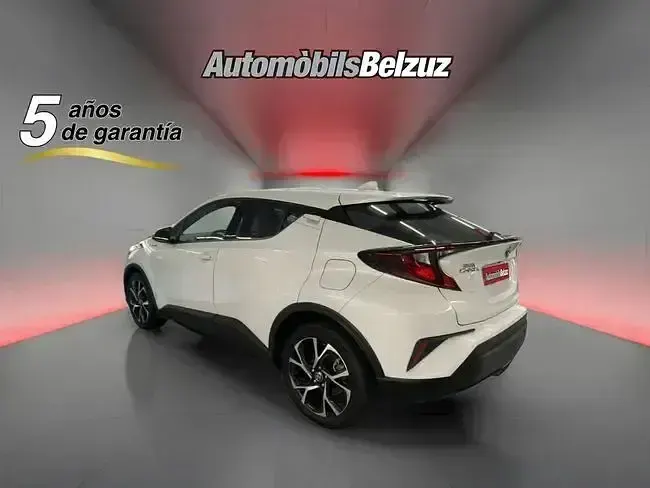 Käytetty Toyota C-HR Advance 184 HP (135 kW) 2022 Valkoinen Katumaasturi