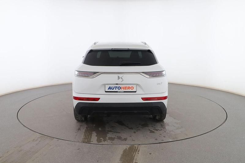Usado DS Automobiles DS7 Crossback So Chic 130 CV (95 kW) 2019 Blanco SUV