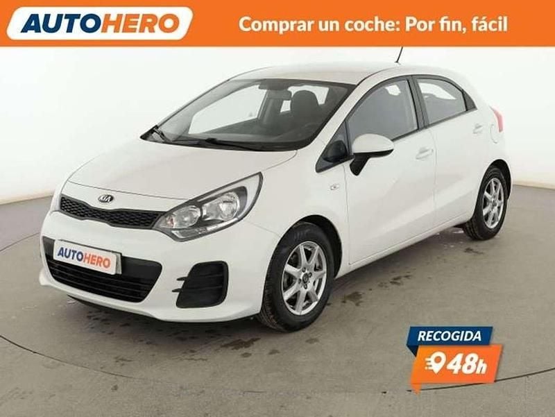 Usado Kia Rio 84 CV (61 kW) 2015 Blanco Utilitario