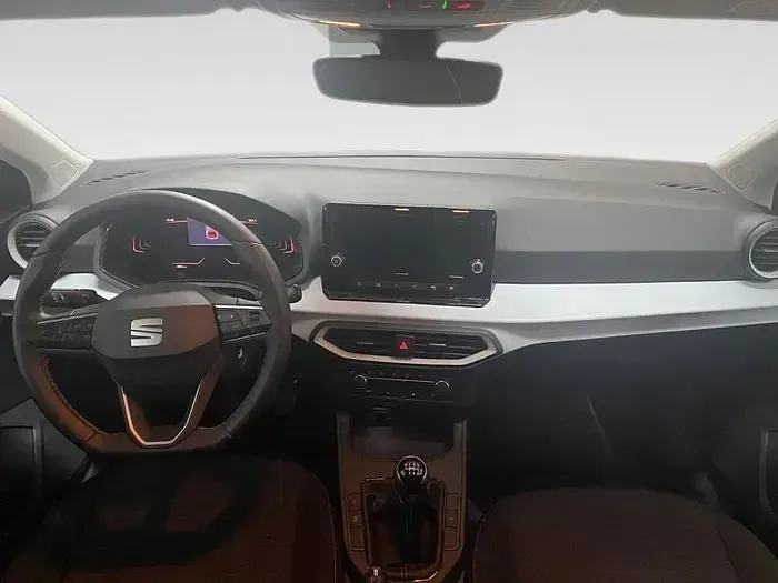 Usado Seat Ibiza Style 110 CV (80 kW) 2023 Negro Utilitario