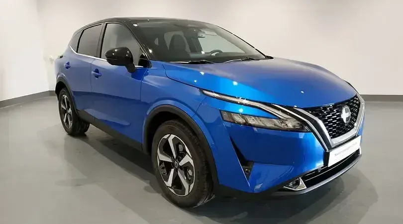 Usado Nissan Qashqai Tekna 158 CV (116 kW) 2024 Magnetic blue con techo midnig SUV