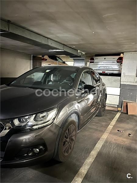 Usado DS Automobiles DS4 Crossback Style 120 CV (88 kW) 2018 Gris / plata SUV