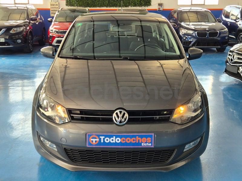 Usado VW Polo Sport 90 CV (66 kW) 2013 Gris / plata Utilitario