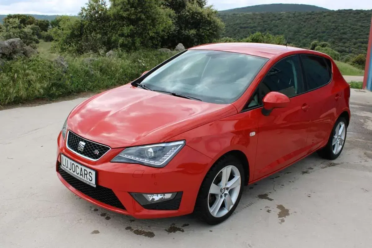 Usado Seat Ibiza FR 110 CV (80 kW) 2016 Naranja Utilitario
