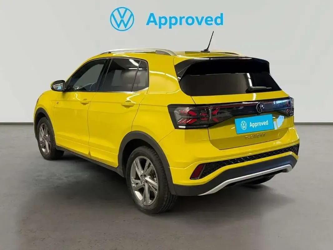 Usado VW T-Cross R-line 116 CV (85 kW) 2024 Otro SUV