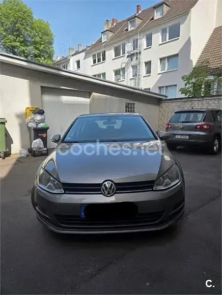 Usado VW Golf VII Edition 105 CV (77 kW) 2014 Gris / plata Berlina