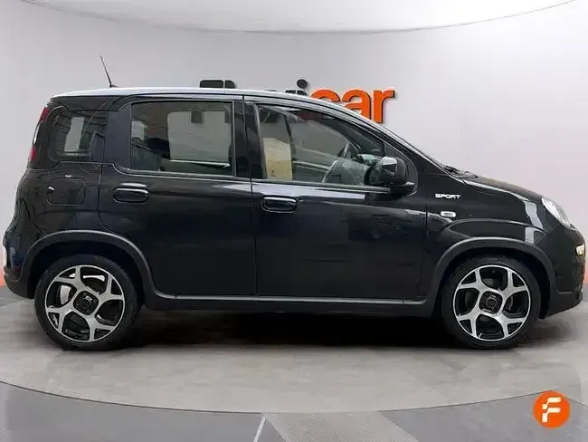 Usado Fiat Panda 70 CV (51 kW) 2022 Negro Utilitario