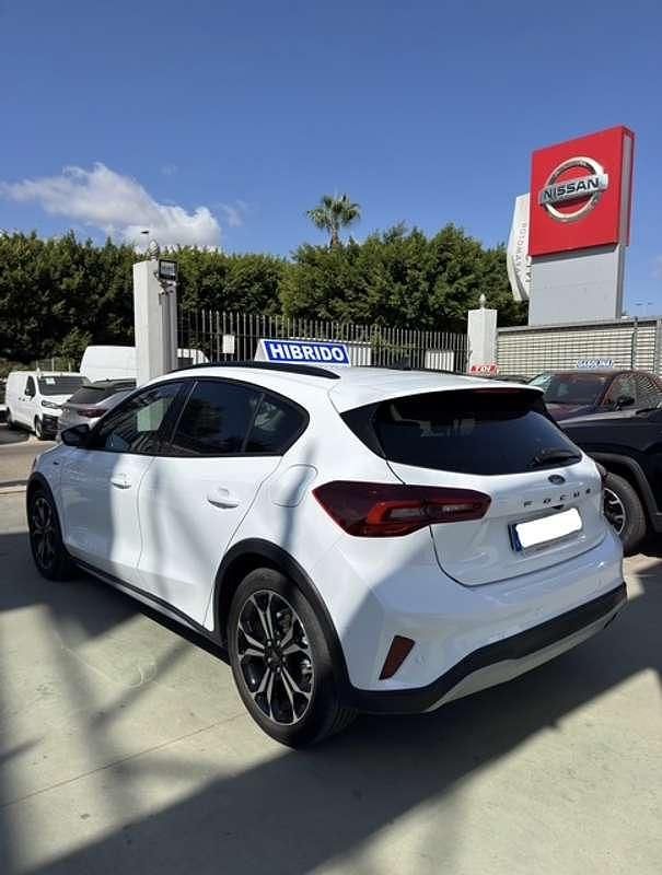 Usado Ford Focus Active 155 CV (114 kW) 2022 Blanco Utilitario