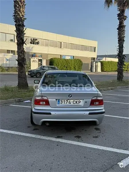 Usado BMW 530 184 CV (135 kW) 2000 Gris / plata Berlina
