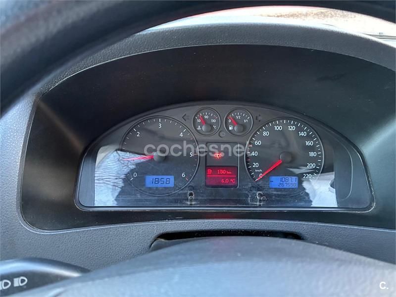 Usado VW Multivan Comfortline 130 CV (95 kW) 2009 Negro Van