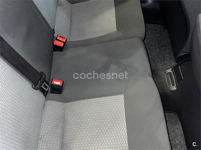 Usado VW Polo 75 CV (55 kW) 2011 Negro Berlina