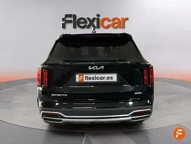 Usado Kia Sorento 265 CV (194 kW) 2023 Negro SUV