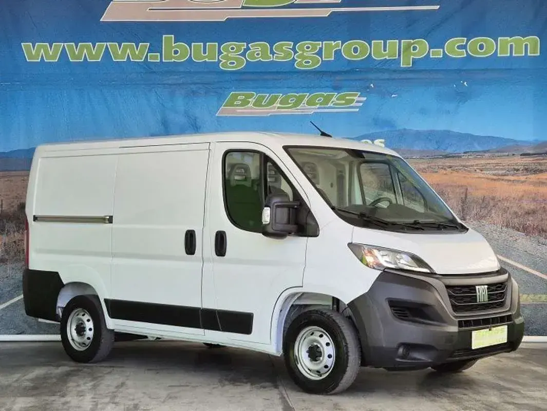 Usado Fiat Ducato Easy 120 CV (88 kW) 2022 Blanco Van