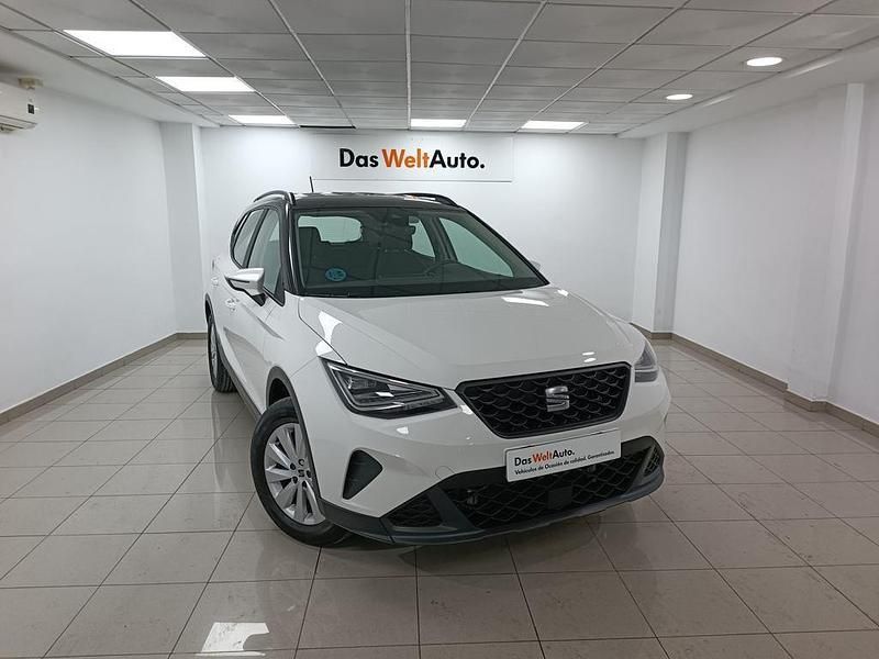 Blanco Usado 2024 Seat Arona Style SUV | 17.900 € (Precio justo) - Imagen 1/4