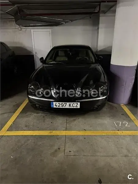 Usado Jaguar S-Type 238 CV (175 kW) 2006 Negro Berlina
