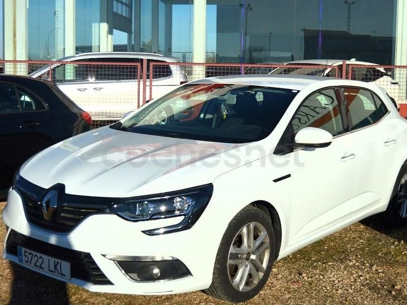 Usado Renault Mégane IV Business 116 CV (85 kW) 2020 Blanco Berlina