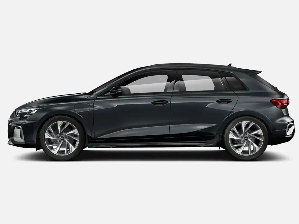 Nuevo Audi A3 204 CV (150 kW) 2026 Gris manhattan Berlina