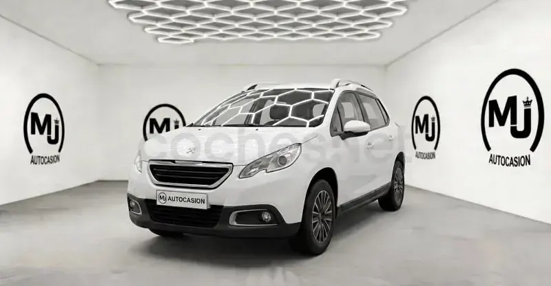 Usado Peugeot 2008 Style 100 CV (73 kW) 2015 Blanco SUV