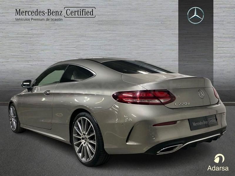 Usado Mercedes C220 194 CV (142 kW) 2018 Gris / plata Coupe