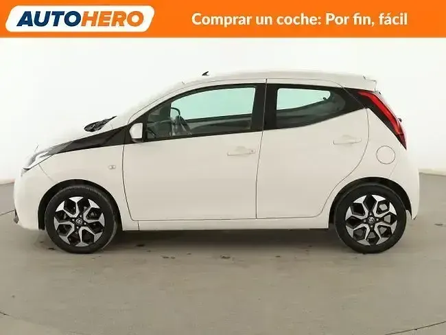 Usado Toyota Aygo X-cite 72 CV (52 kW) 2019 Blanco Utilitario