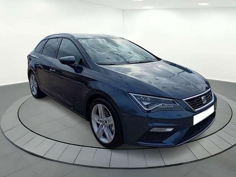 Usado Seat Leon ST FR 150 CV (110 kW) 2019 Gris Familiar
