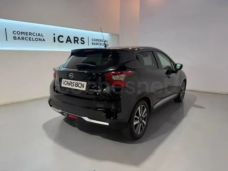 Usado Nissan Micra 92 CV (67 kW) 2021 Negro Utilitario