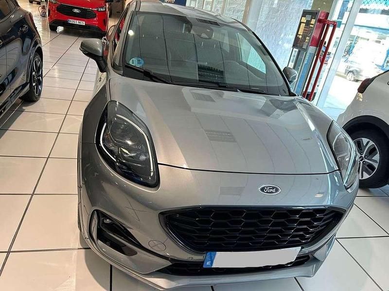 Usado Ford Puma ST-Line X 125 CV (91 kW) 2023 Plateado Utilitario