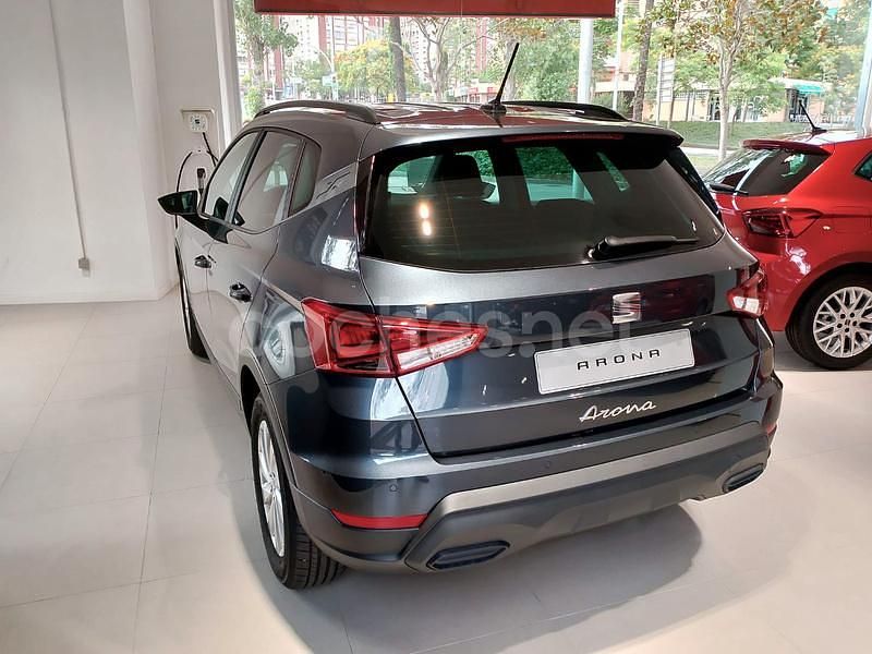 Nuevo Seat Arona Style 115 CV (84 kW) 2025 Gris / plata SUV