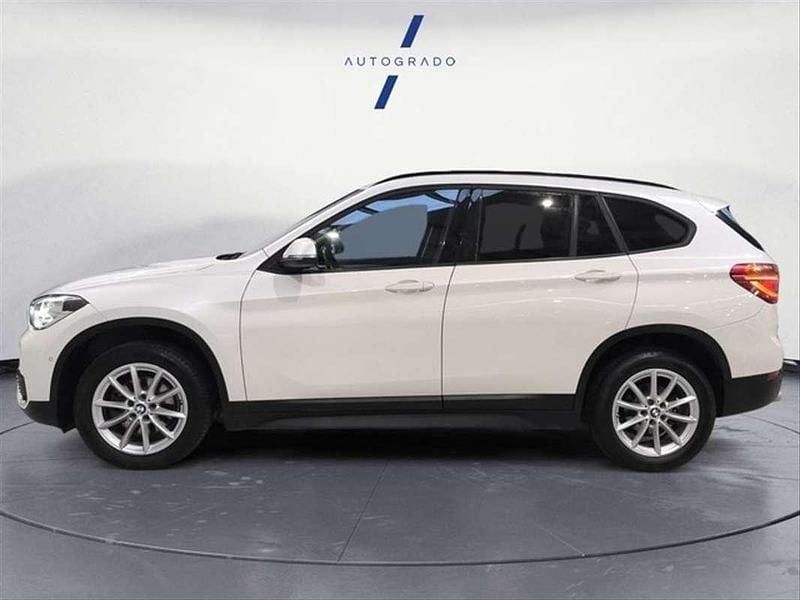 Usado BMW X1 Comfort Edition 150 CV (110 kW) 2018 Blanco SUV