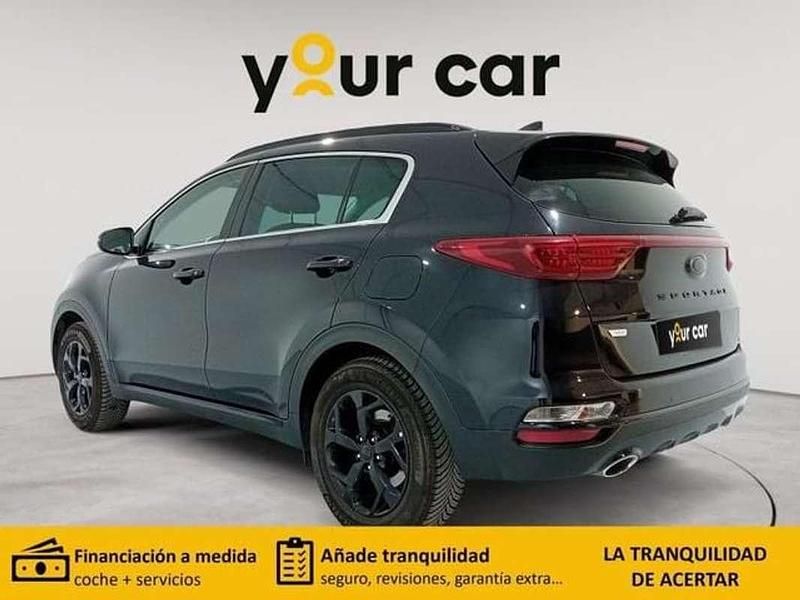 Usado Kia Sportage 136 CV (100 kW) 2022 Negro SUV