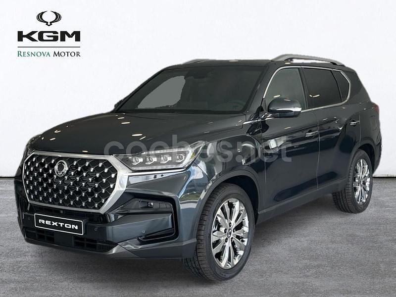 Gris / plata Nuevo 2025 Ssangyong (KGM) Rexton Limited SUV | 46.990 € - Imagen 1/4