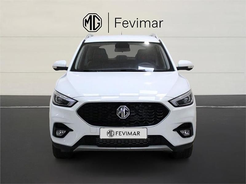Usado MG ZS Luxury 111 CV (81 kW) 2023 Blanco Berlina