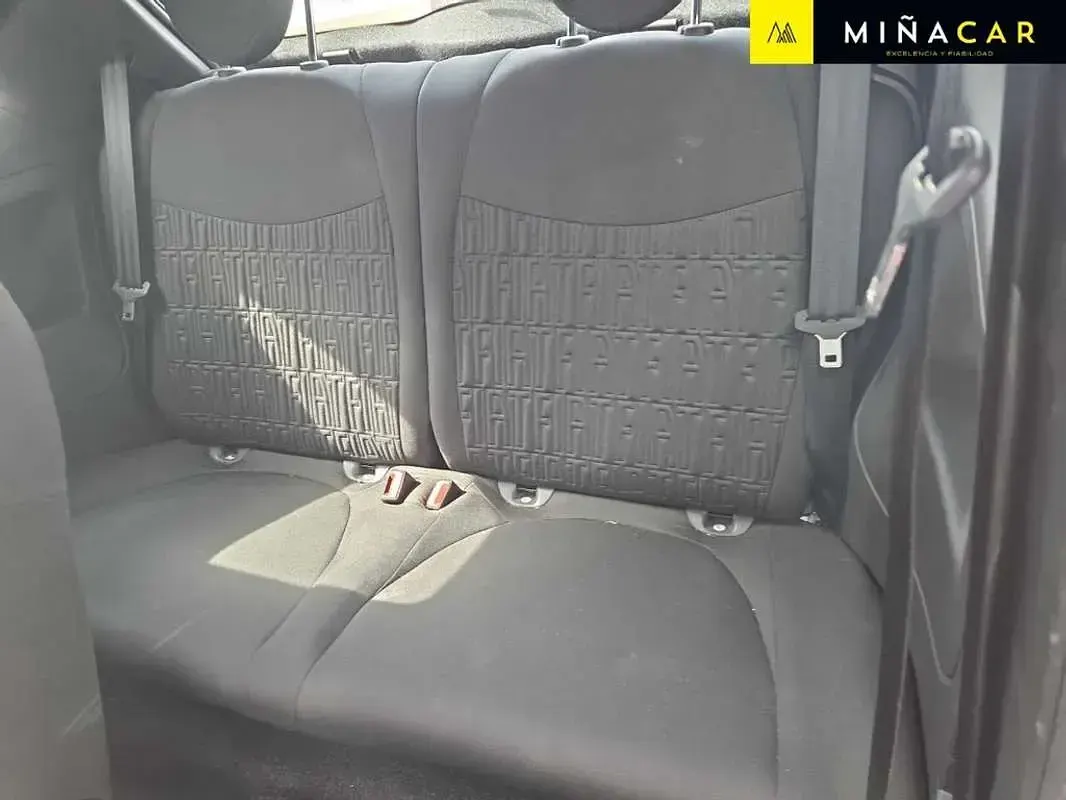 Usado Fiat 500 69 CV (50 kW) 2024 Negro Utilitario