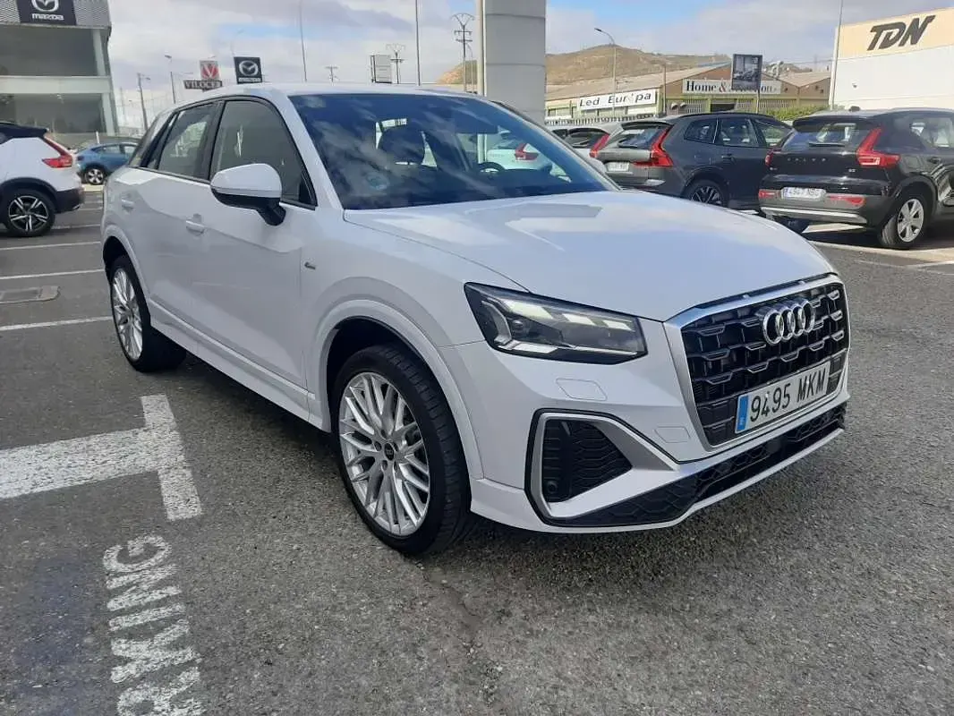 Usado Audi Q2 116 CV (85 kW) 2023 Blanco SUV